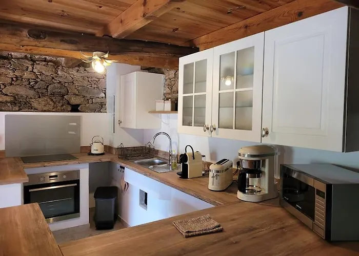 A Casuccia - Maison Traditionnelle Corse Avec Piscine Privee Semesterbostad