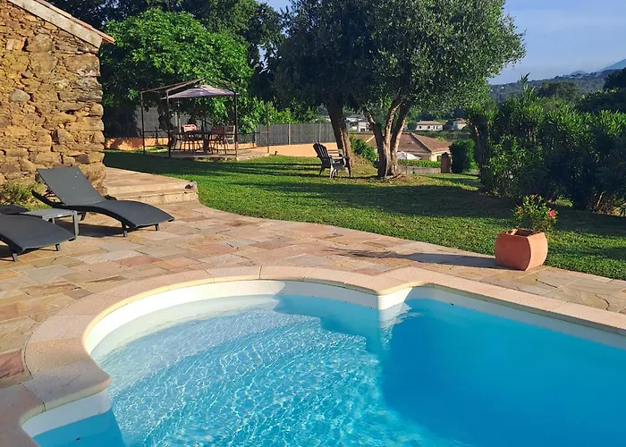 A Casuccia - Maison Traditionnelle Corse Avec Piscine Privee