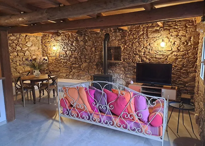 A Casuccia - Maison Traditionnelle Corse Avec Piscine Privee Сasa de vacaciones *